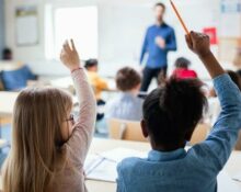 hoeveel verdient een leraar basisonderwijs